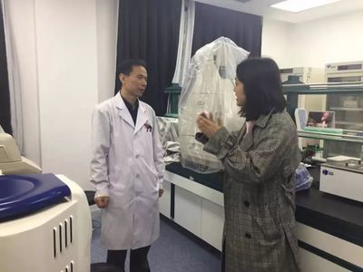 市三院醫學研究中心負責人參觀市中醫藥研究院實驗中心，共促醫學研究與試驗發展